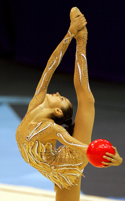 -俄罗斯体操选手斩获双杠个人冠军