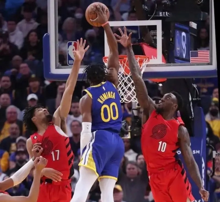 关于青年横扫湖人,豪取六连胜的信息 关于青年横扫湖人,豪取六连胜的信息