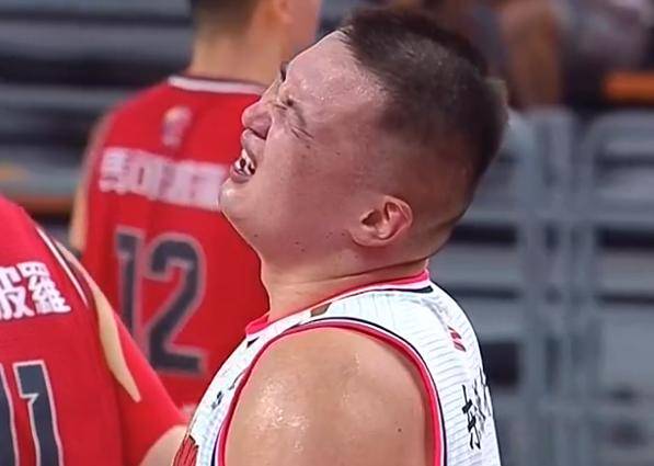 广东逆转卫冕冠军新疆,结束对手五连胜的简单介绍 广东逆转卫冕冠军新疆,结束对手五连胜的简单介绍