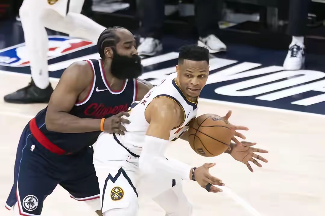 FB体育网页版-快船全面溃败，惨遭逆袭