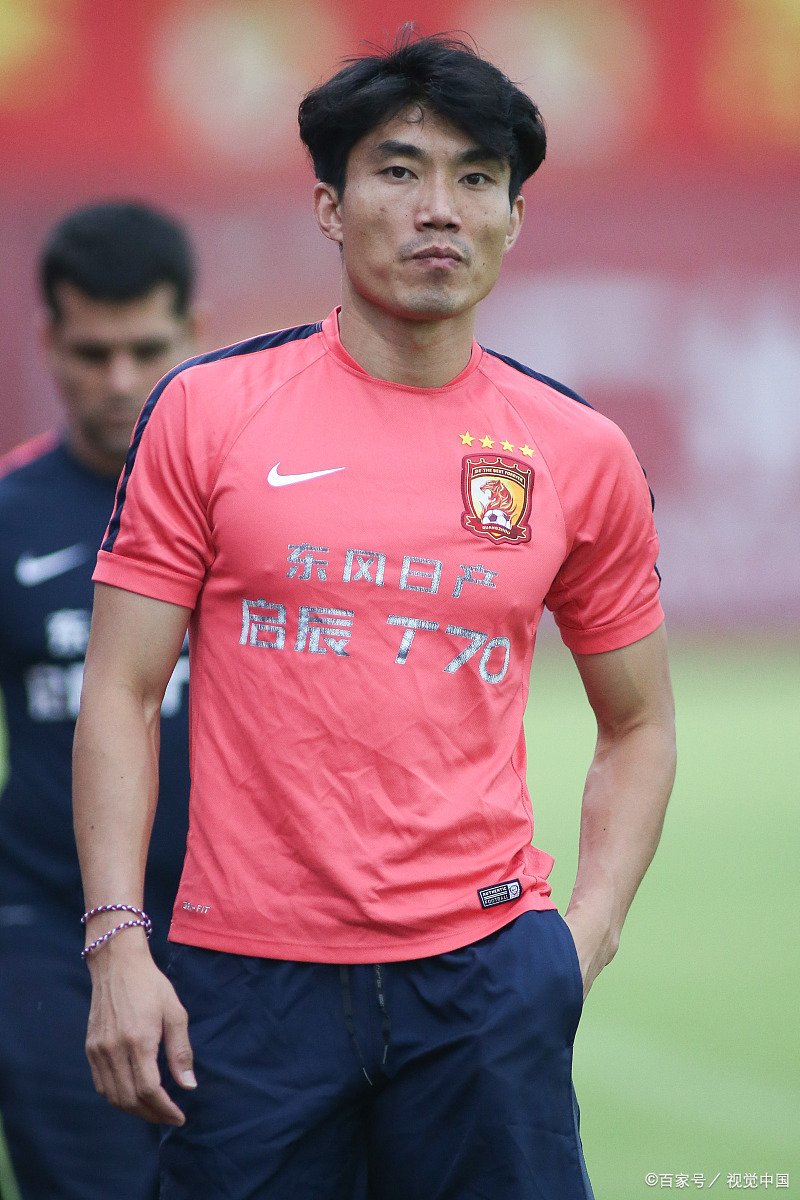 广州恒大官方宣布队长郑智告别感谢15年付出