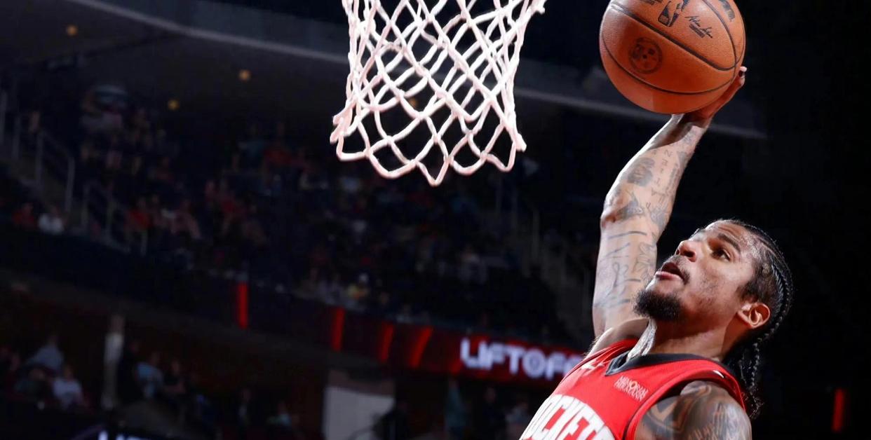 火箭逆转老鹰，取得惊险胜利