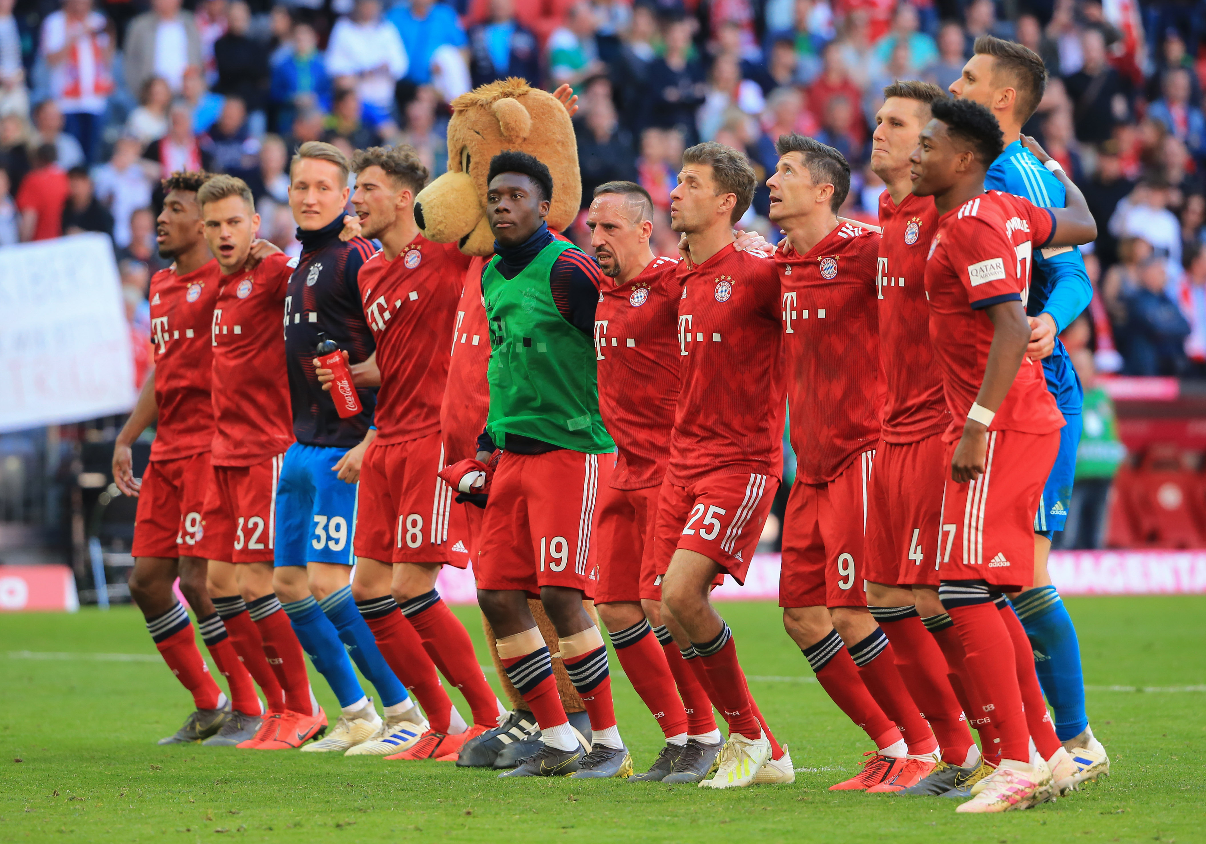 拜仁慕尼黑在德甲比赛中大胜多特蒙德